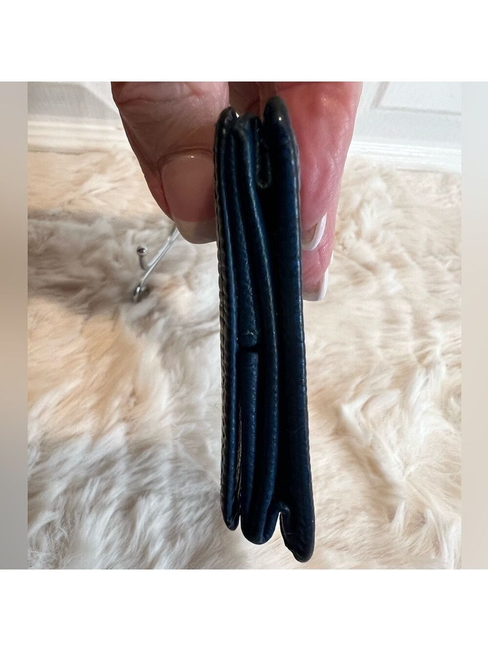 LOUIS VUITTON EPI LEATHER BLUE SNAP COIN POUCH - Picture 9 of 13
